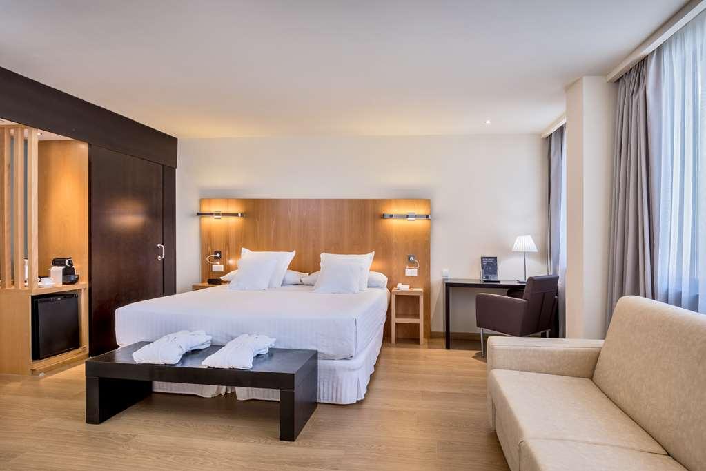 Occidental Cadiz Hotel Room photo